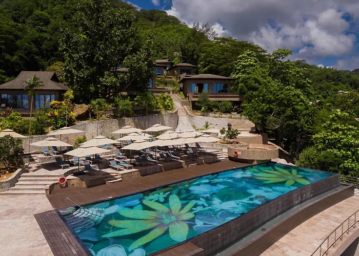 Gardens Hill & Resort 5*