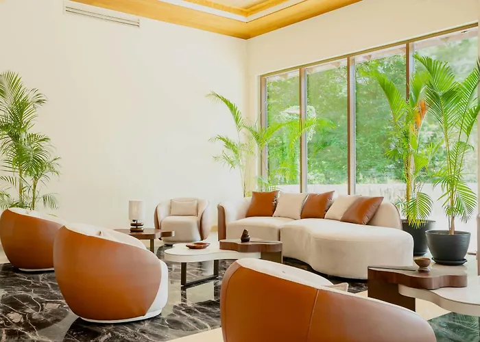 Gardens Hill & Resort Beau Vallon (Mahe)