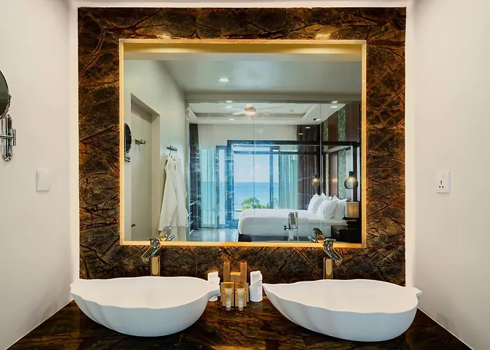 Resort Gardens Hill &