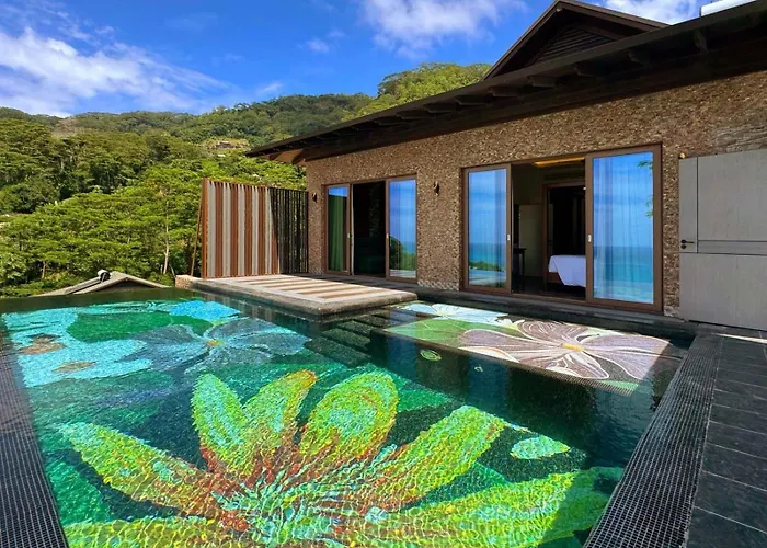 Resort Gardens Hill & Beau Vallon (Mahe)