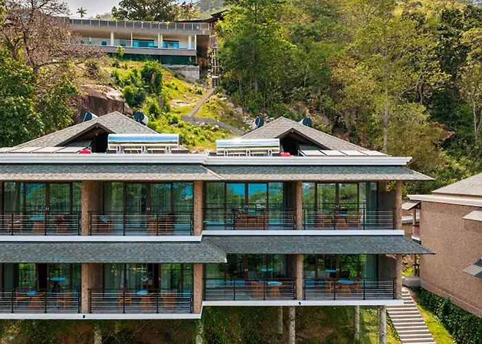 Gardens Hill & 5*