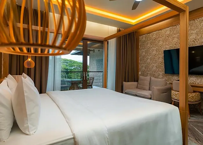 Resort Gardens Hill & 5*
